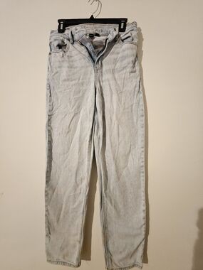 American Eagle Light Wash Mom Jeans